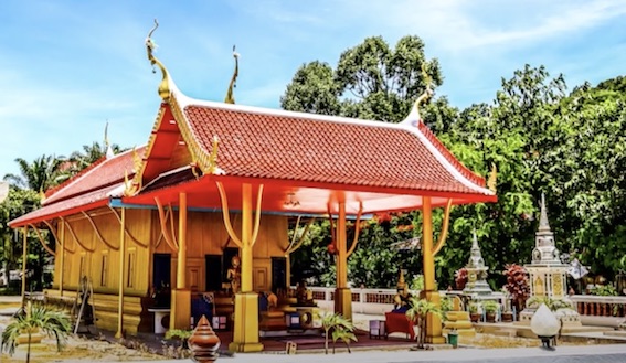 Wat Phlong Sawai
